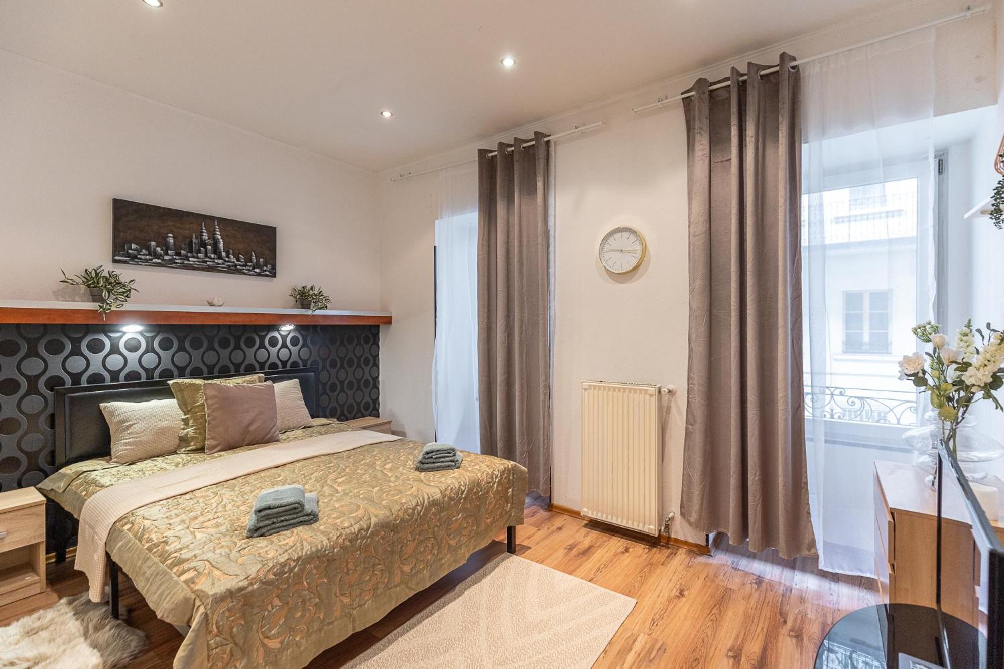 City Vibes Apartment - 3 Bdrms 布达佩斯 外观 照片